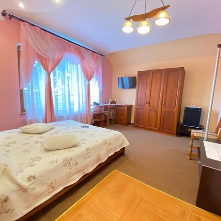 Pensiunea Crocus - Sauna & Billiard Poiana Brașov Exterior foto