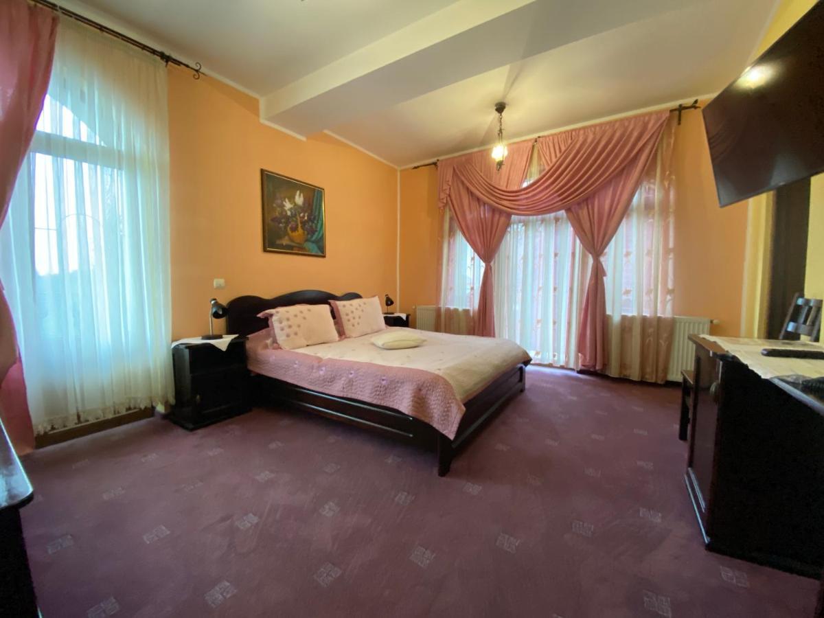 Pensiunea Crocus - Sauna & Billiard Poiana Brașov Exterior foto