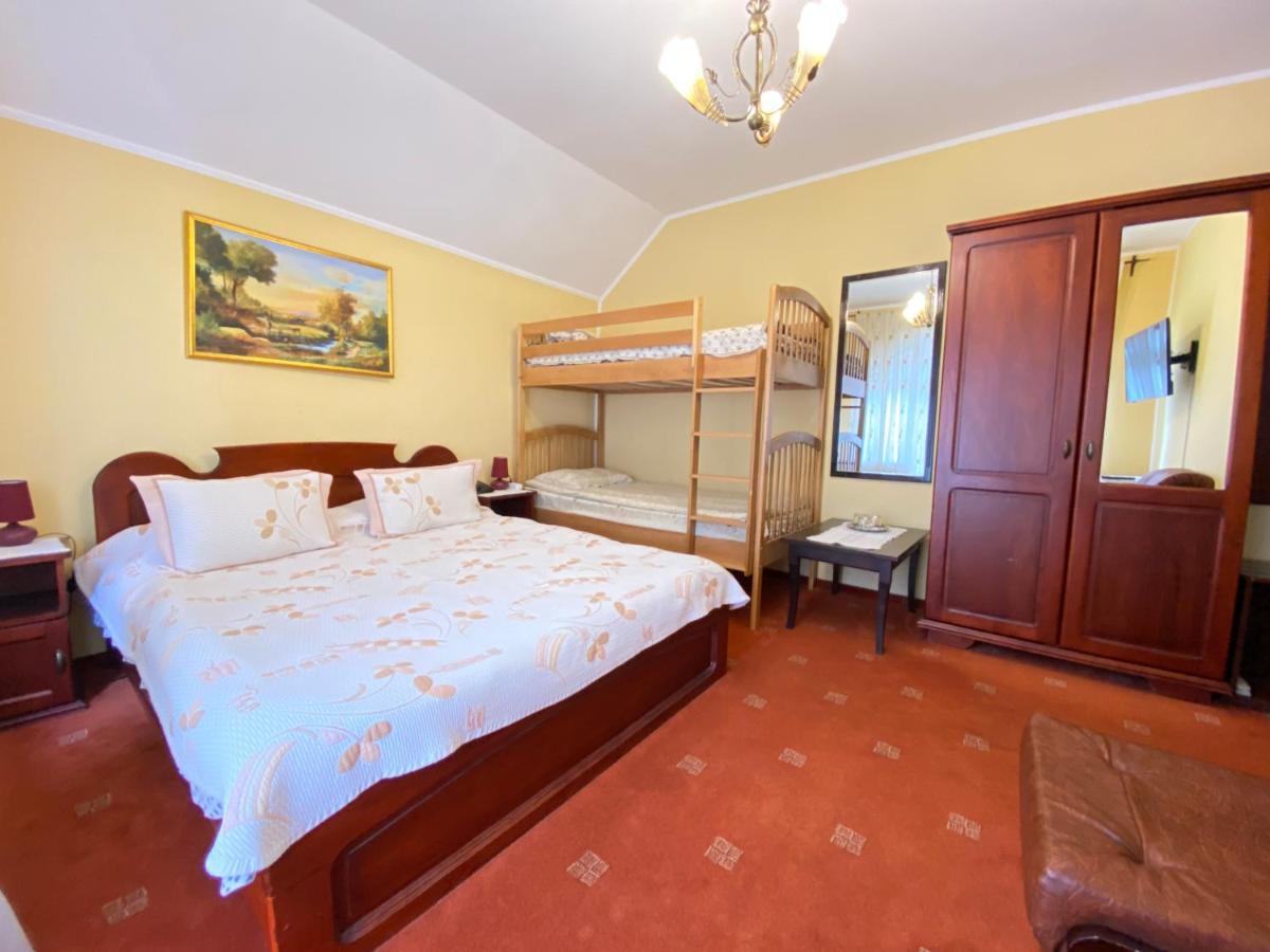 Pensiunea Crocus - Sauna & Billiard Poiana Brașov Exterior foto