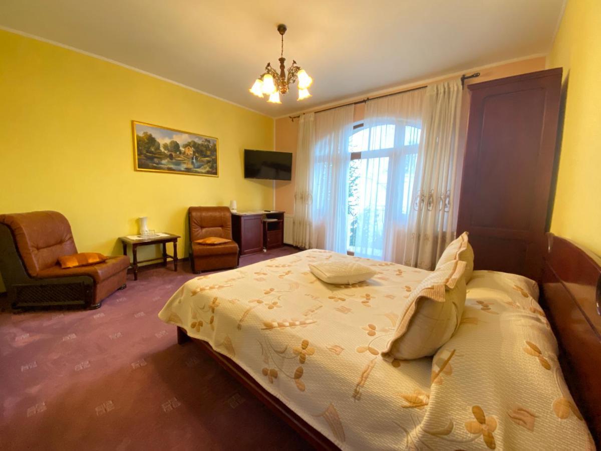 Pensiunea Crocus - Sauna & Billiard Poiana Brașov Exterior foto